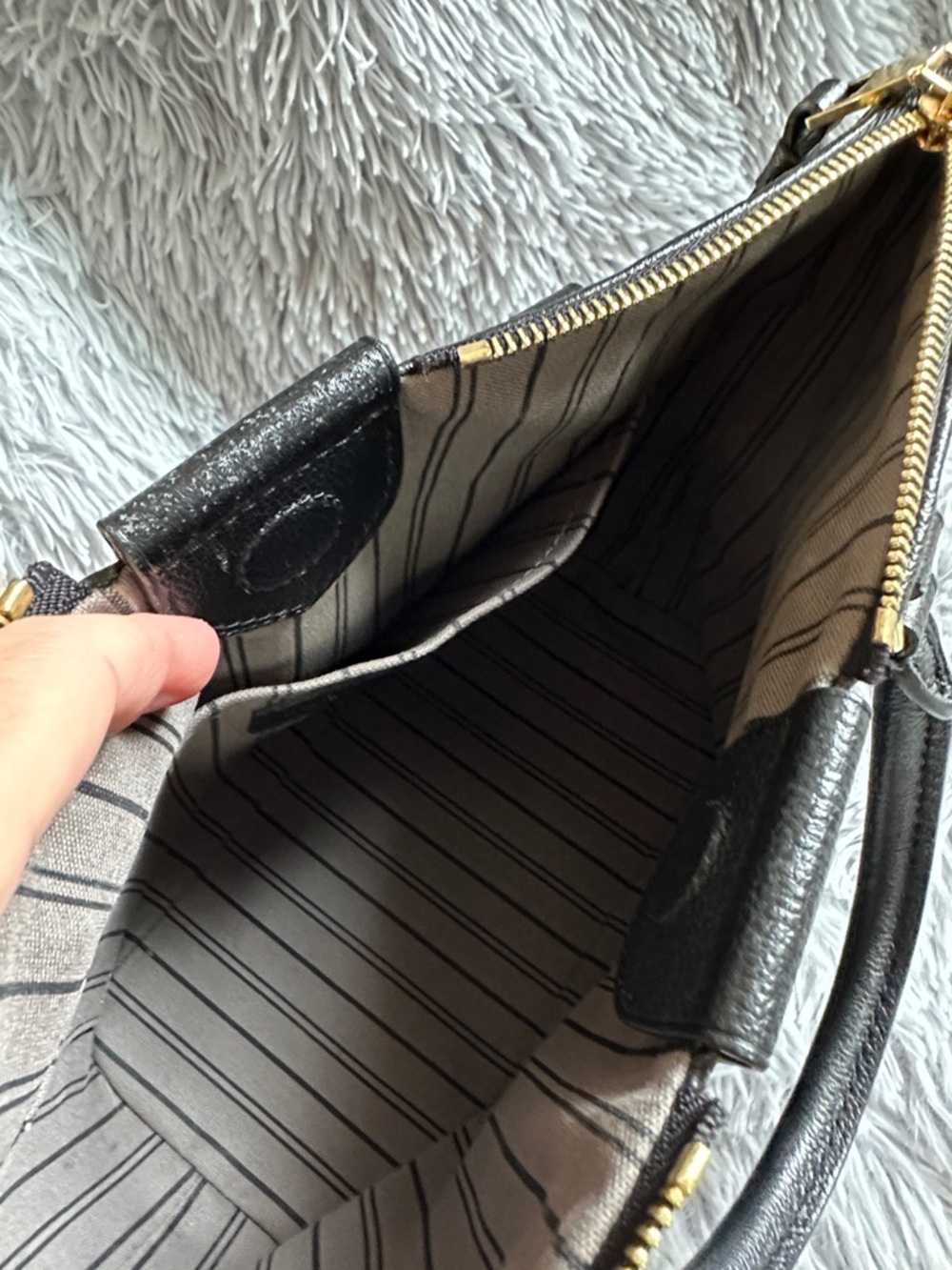 Louis Vuitton Empreinte Mazarine PM with wallet - Picture 5 of 16